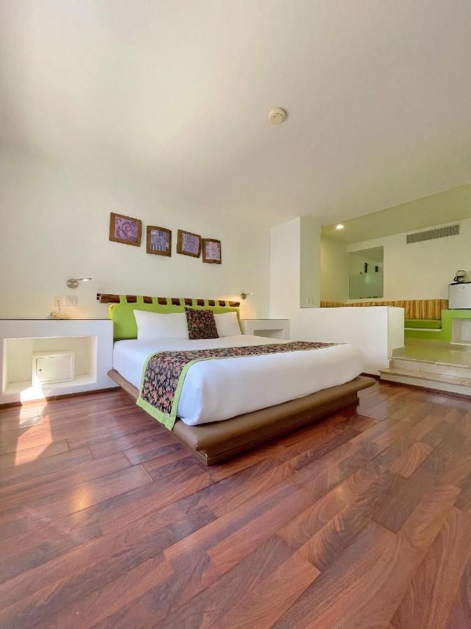 Seven Crown Express & Suites By Kavia Κάβο σαν Λούκας Εξωτερικό φωτογραφία