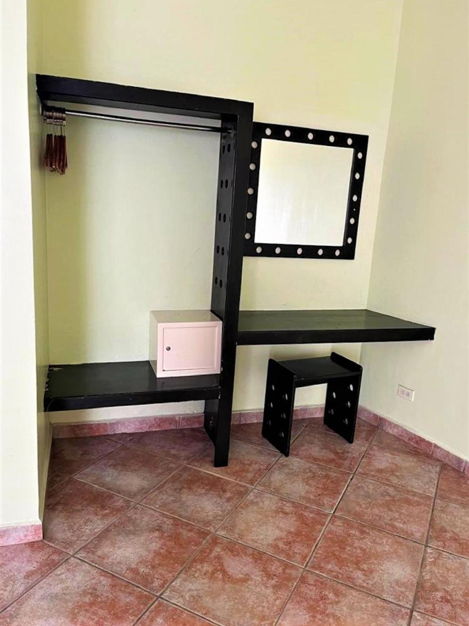 Seven Crown Express & Suites By Kavia Κάβο σαν Λούκας Εξωτερικό φωτογραφία