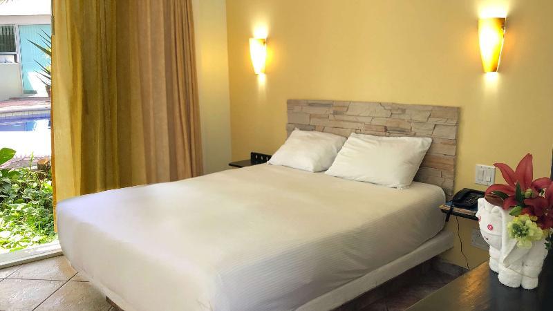 Seven Crown Express & Suites By Kavia Κάβο σαν Λούκας Εξωτερικό φωτογραφία